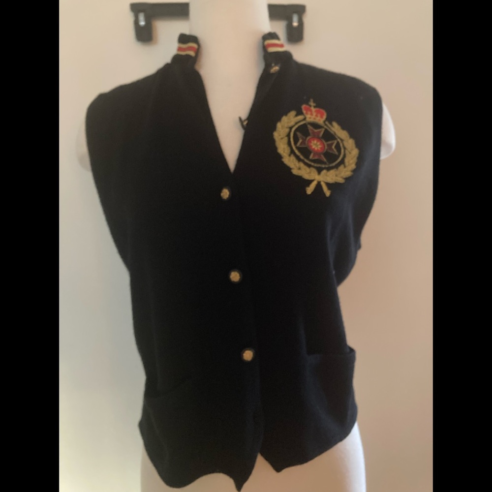 Vintage Jones New York Crested sweater vest.M